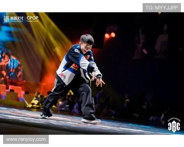 杭州街舞队在全国街舞大赛中的灵活性表现引发热议与赞赏