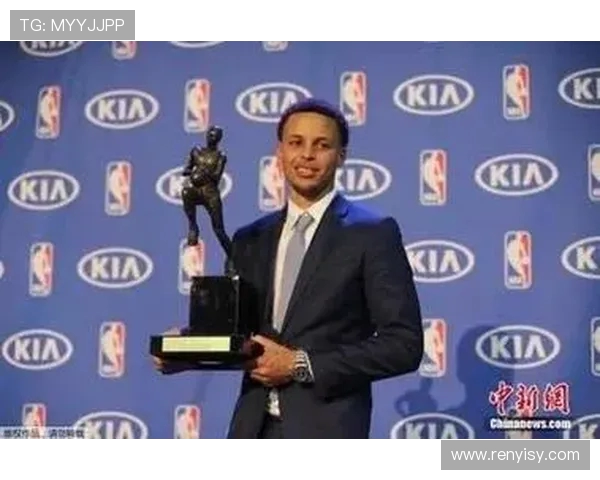 金州勇士迎战劲敌激战全程解析球员表现与战术博弈