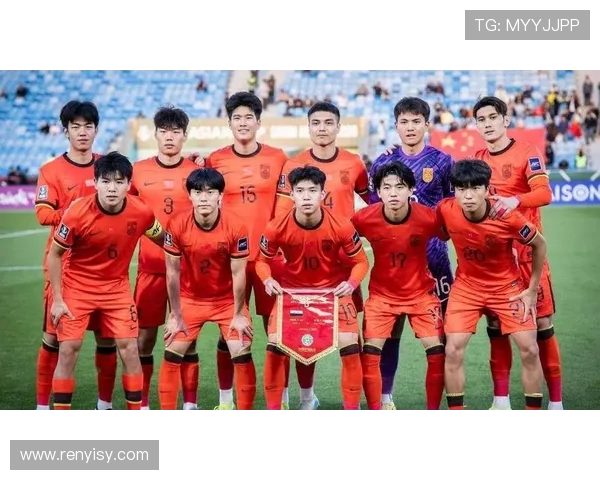 中国男足迎战伊拉克力争胜利全力以赴展现团队精神与拼搏意志