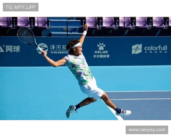 加斯东与蒂姆的精彩对决谁能在网球赛场上笑到最后